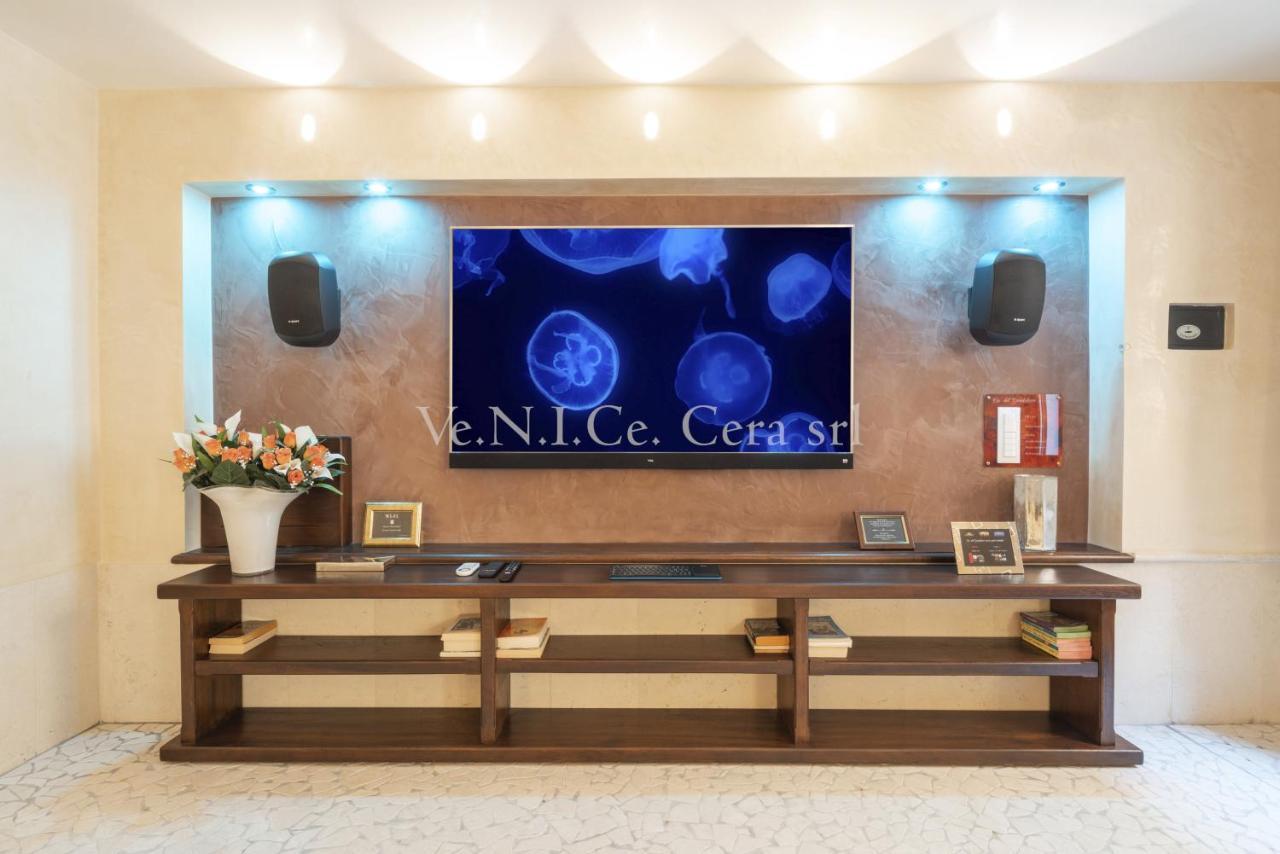 Апартаменты Ve.N.I.Ce. Cera Ca' Del Gondoliere Венеция Экстерьер фото